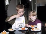 104-0472_img