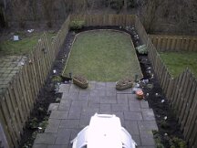 04-03-2001 Achtertuin met border