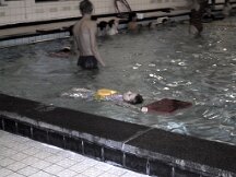 15-11-2002 Mariska zwemmen