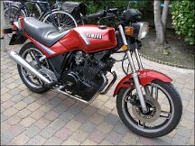 30-09-2006 Sandra haar eerste motor Yamaha