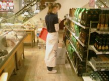 09-02-2008 Ellis op het werk bij V&D