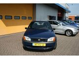 05-20-Ellis-Koopt-Haar-Eerste-Auto