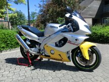 10-06-2012 Sandra haar motor, Yamaha Thundercat weer gerepareerd