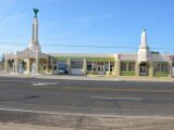 402-shamrock-U-Drop-Inn